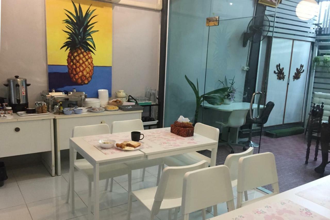 S'Prima Hostel Phitsanulok Bagian luar foto
